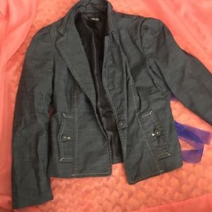 Woman’s Blazer in Petite